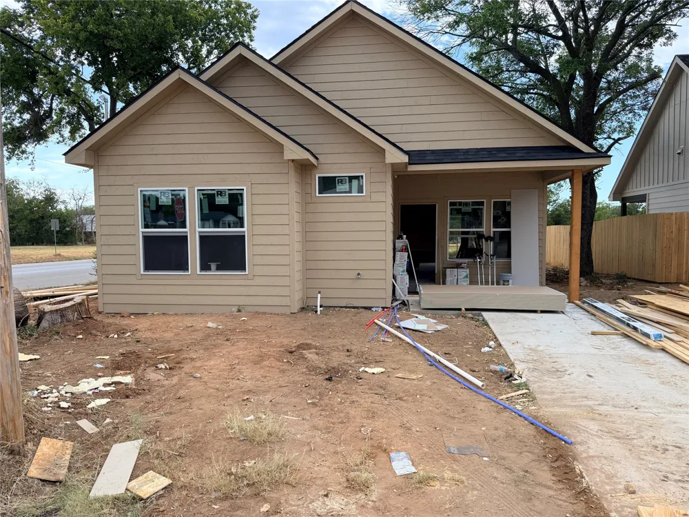 201 W Cherry Street Nocona, TX 76255