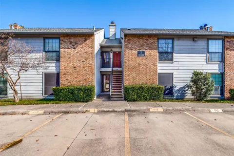 15151 Berry Trail #106