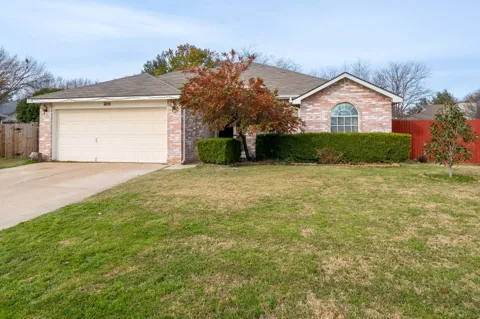 2414 Coventry Court