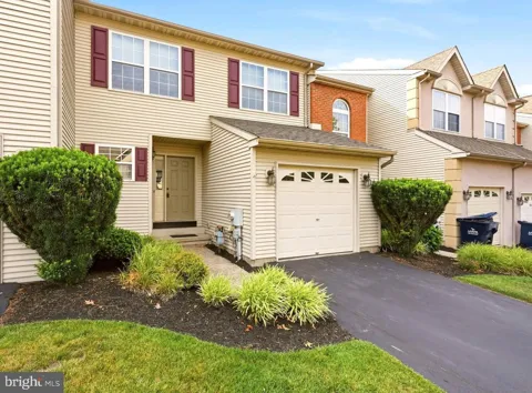 362 HAMILTON DRIVE