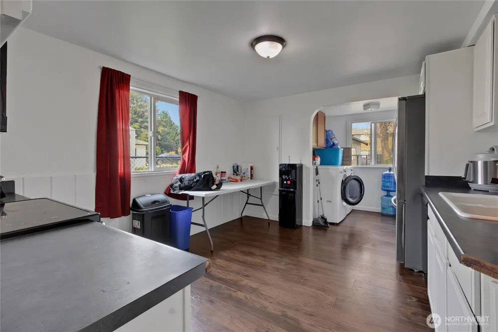 2107 D STREET SE Auburn, WA 98002