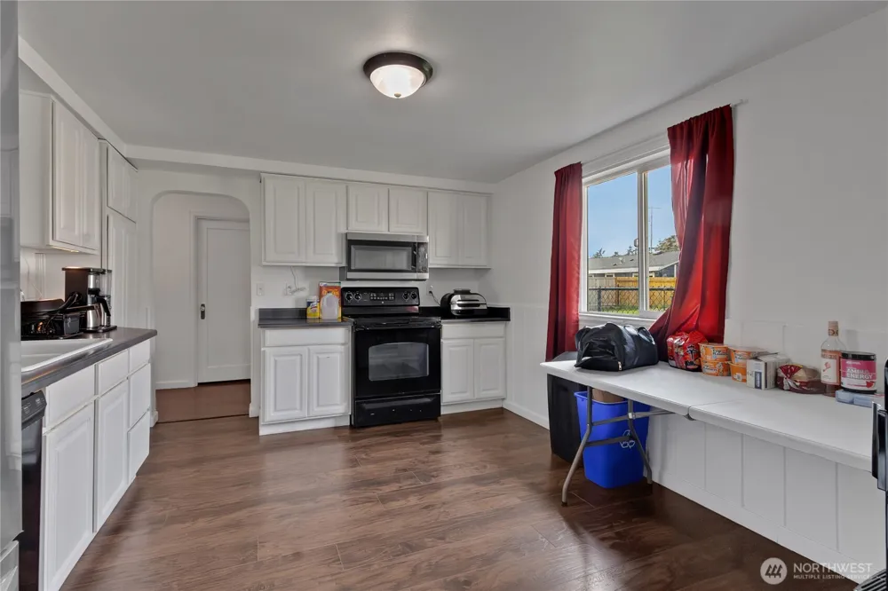 2107 D STREET SE Auburn, WA 98002