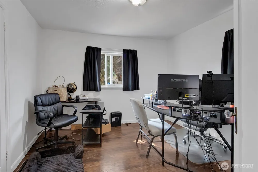 2107 D STREET SE Auburn, WA 98002