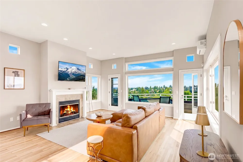 3406 37th Avenue W Seattle, WA 98199