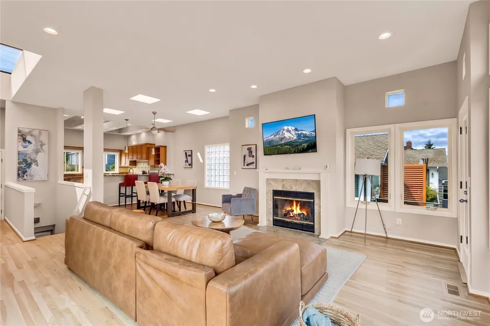 3406 37th Avenue W Seattle, WA 98199