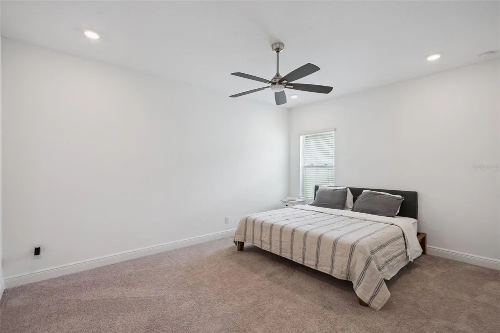 1699 MEADOWLARK DRIVE Deltona, FL 32725