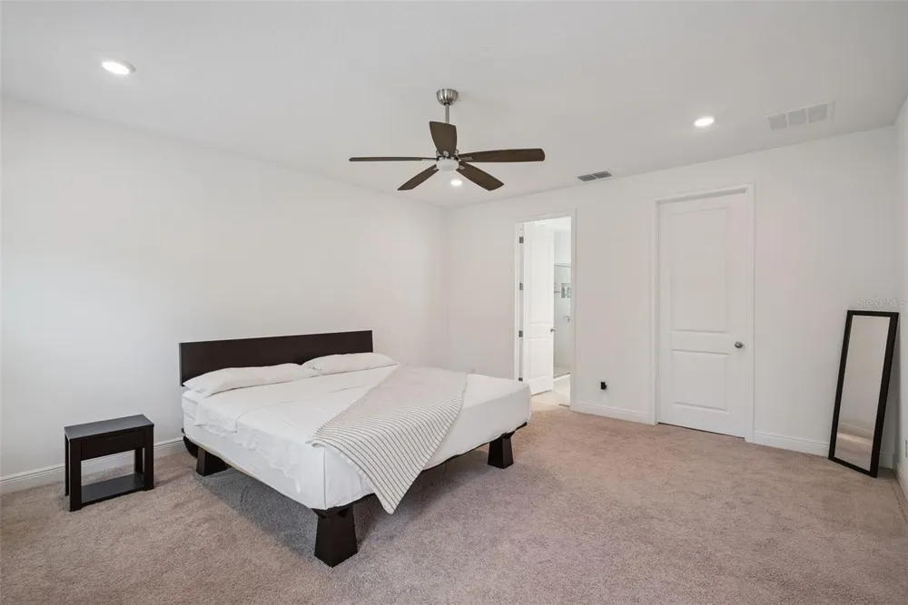 1699 MEADOWLARK DRIVE Deltona, FL 32725
