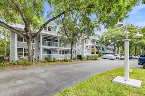 2533 DOLLY BAY DRIVE #105