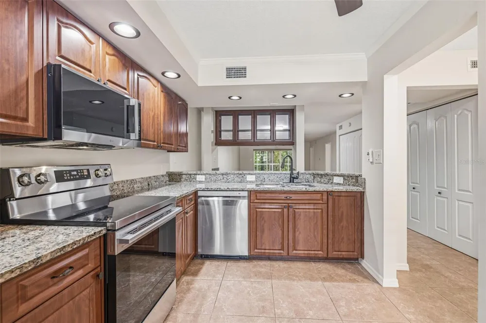 2533 DOLLY BAY DRIVE #105 Palm Harbor, FL 34684