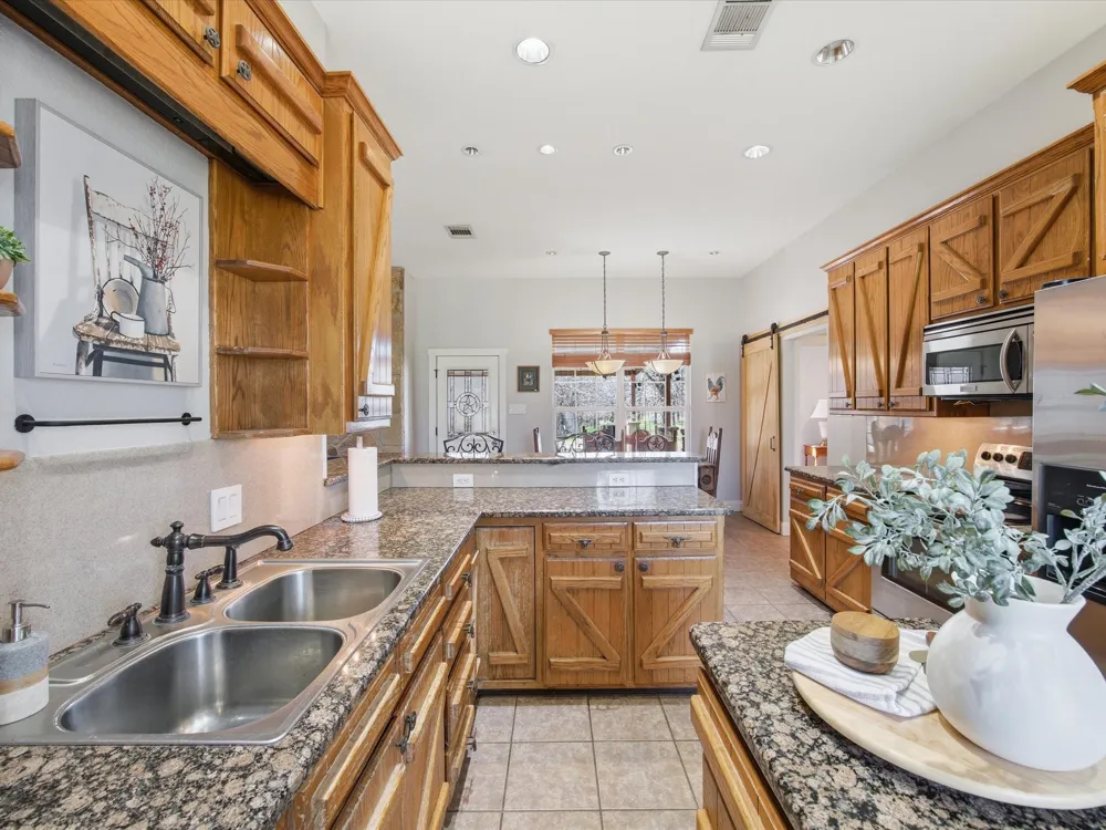 426 County Road 3435 Paradise, TX 76073