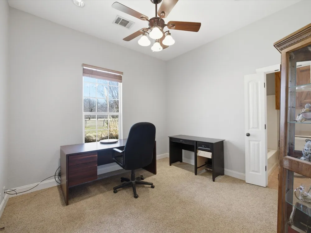 426 County Road 3435 Paradise, TX 76073