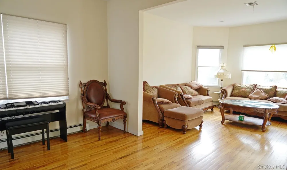 111 Fulton Avenue Garden City Park, NY 11040
