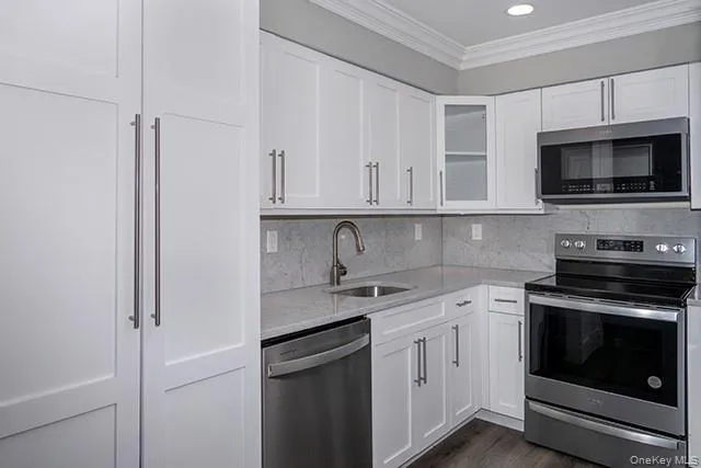 25 Tyler Street #7-G Rocky Point, NY 11778