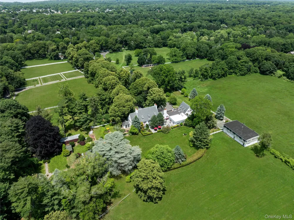 97 A Pound Hollow Road Old Brookville, NY 11545