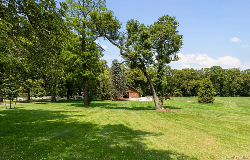 97 A Pound Hollow Road Old Brookville, NY 11545