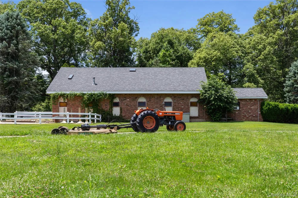 97 A Pound Hollow Road Old Brookville, NY 11545