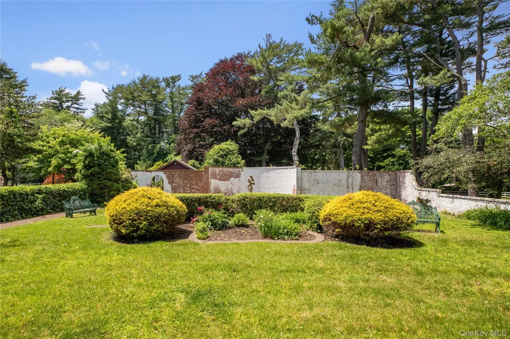 97 A Pound Hollow Road Old Brookville, NY 11545