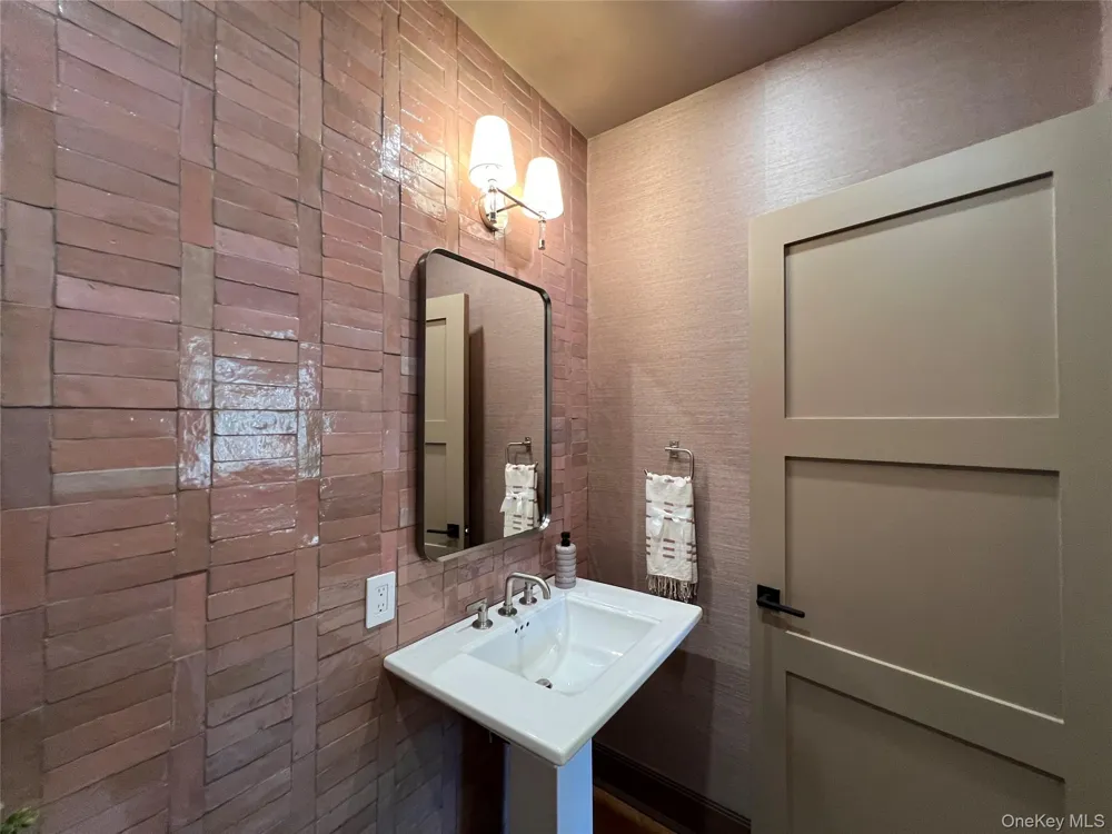 122 Regent Street #5 Call Listing Agent, NY 12866