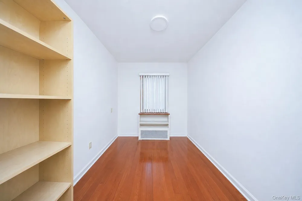 63-16 76th Street Middle Village, NY 11379