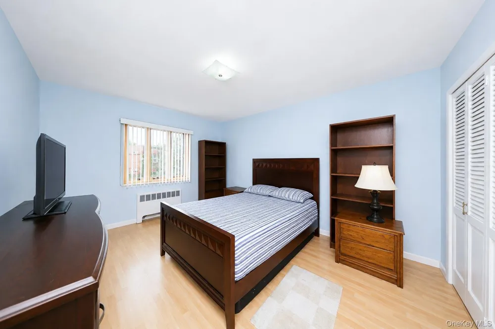 63-16 76th Street Middle Village, NY 11379