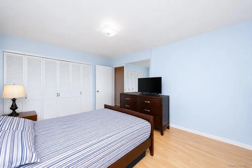63-16 76th Street Middle Village, NY 11379