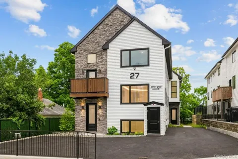27 Ewing Avenue #201