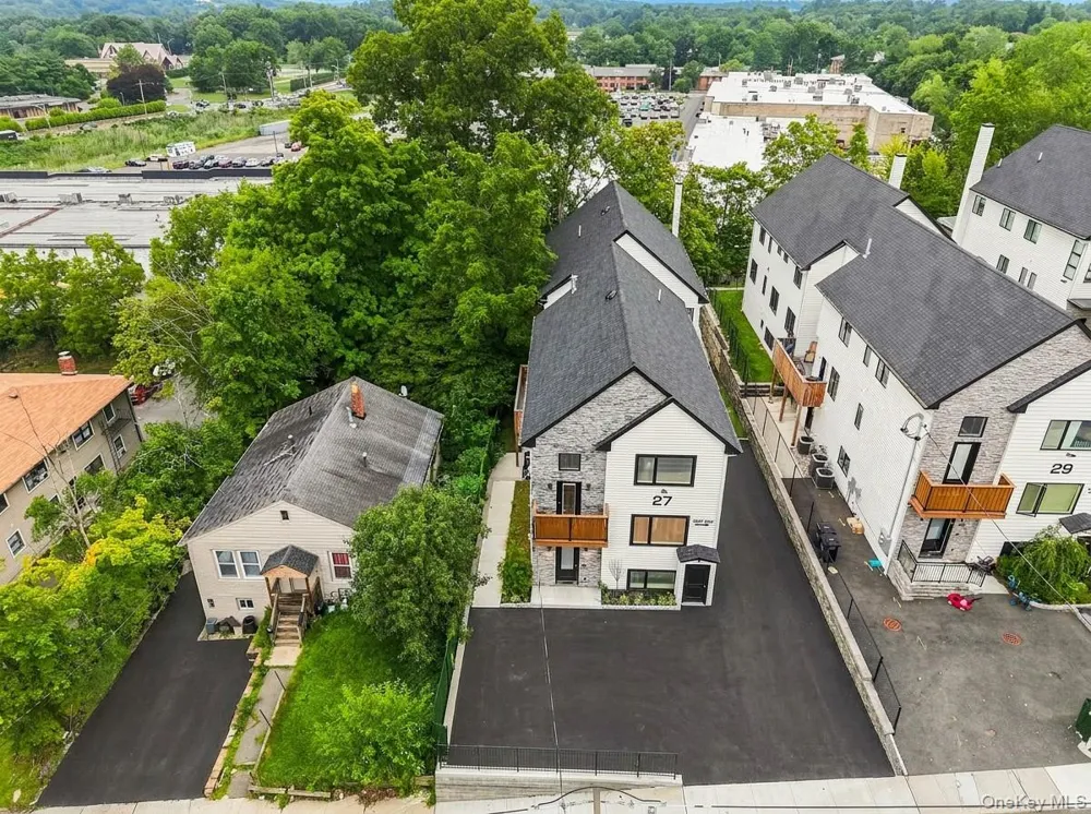 27 Ewing Avenue #201 Spring Valley, NY 10977