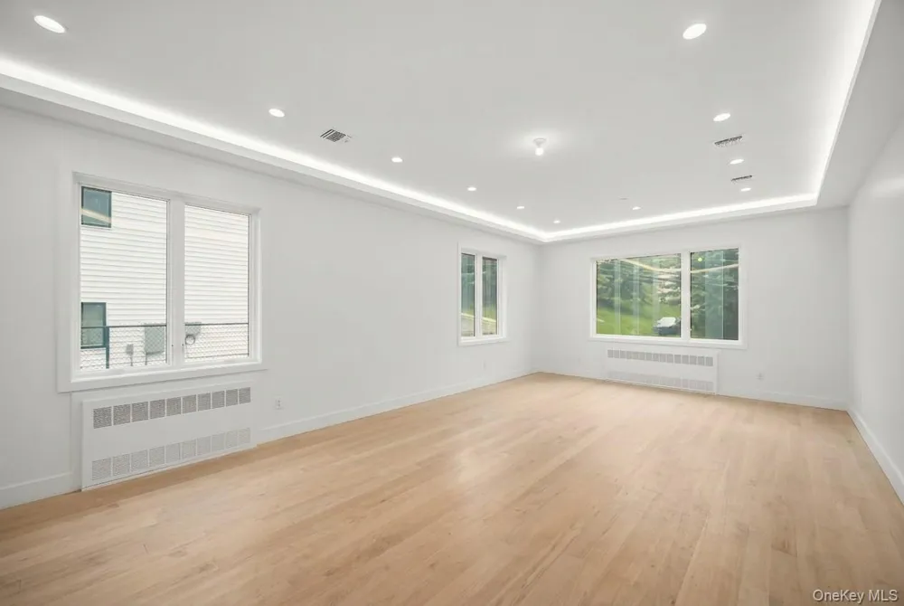 27 Ewing Avenue #201 Spring Valley, NY 10977