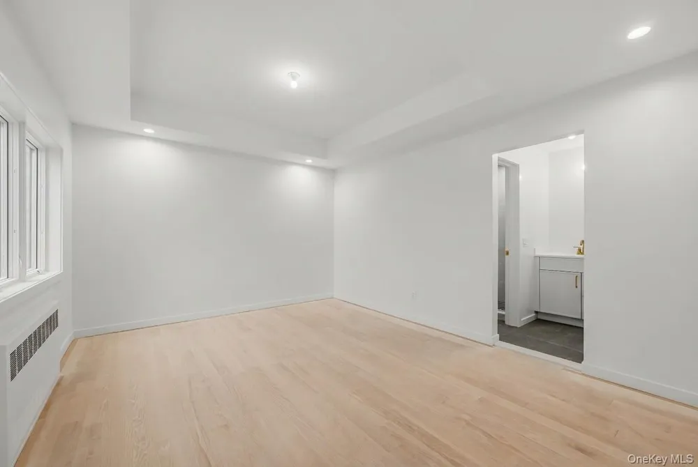 27 Ewing Avenue #201 Spring Valley, NY 10977
