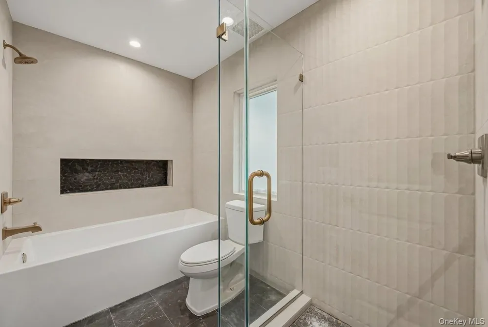 27 Ewing Avenue #201 Spring Valley, NY 10977