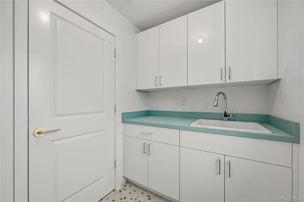 27 Ewing Avenue #201 Spring Valley, NY 10977