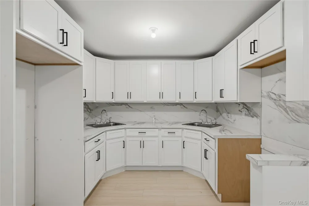 27 Ewing Avenue #201 Spring Valley, NY 10977