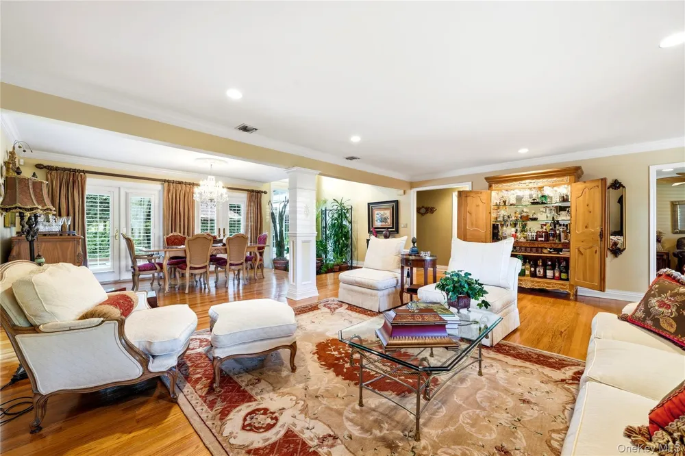 130 Fairview Road Massapequa, NY 11758