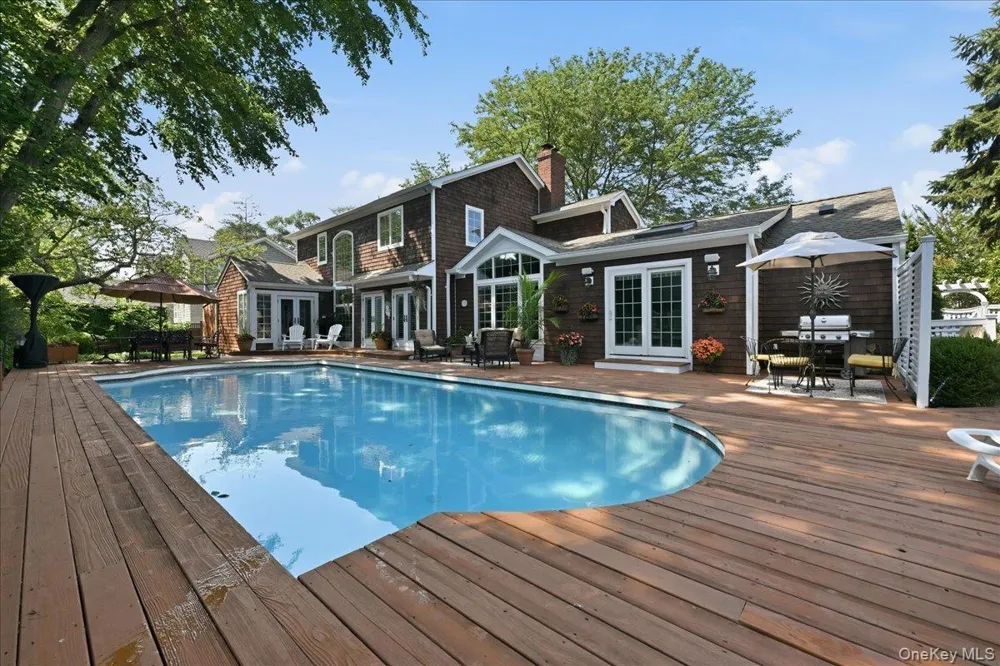 130 Fairview Road Massapequa, NY 11758