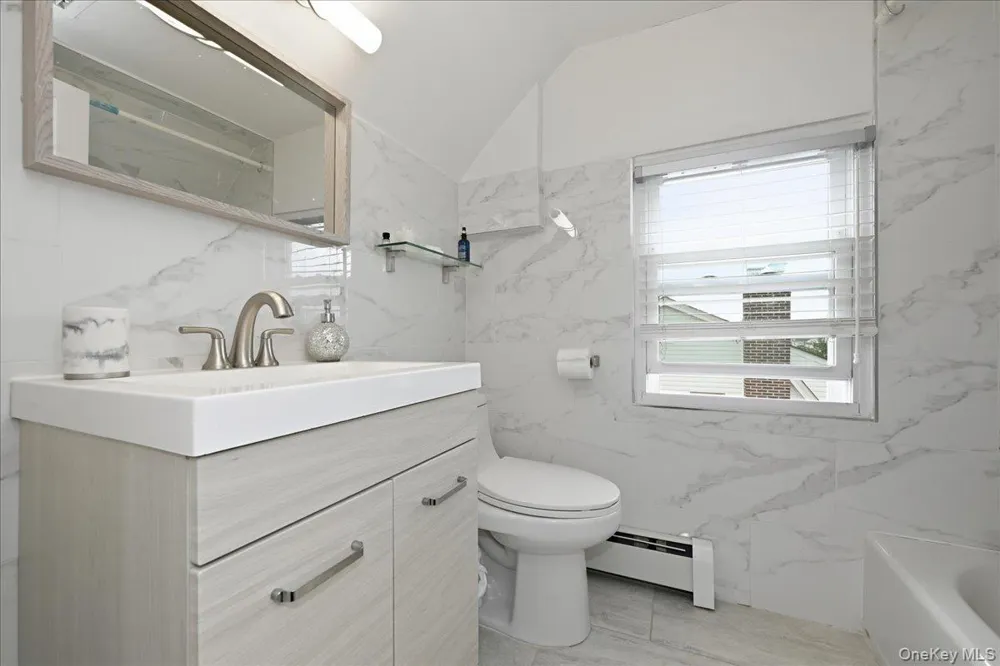 351 Hewlett Parkway Hewlett, NY 11557