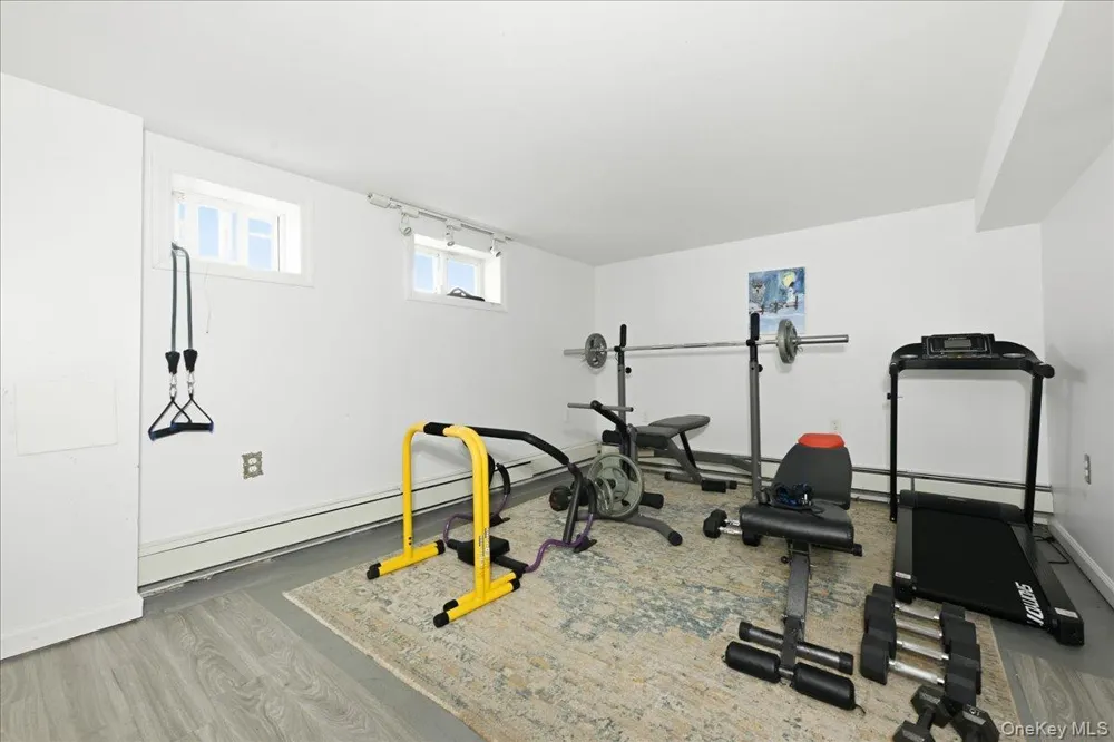 351 Hewlett Parkway Hewlett, NY 11557