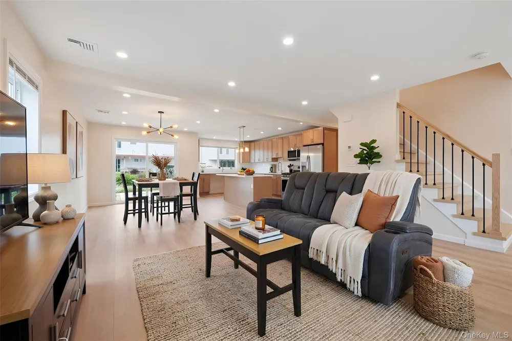 3746 Carrel Boulevard Oceanside, NY 11572