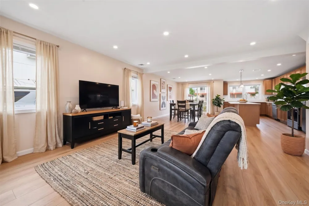 3746 Carrel Boulevard Oceanside, NY 11572
