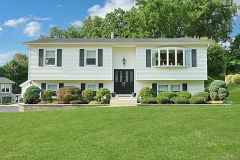 12 Pine Drive