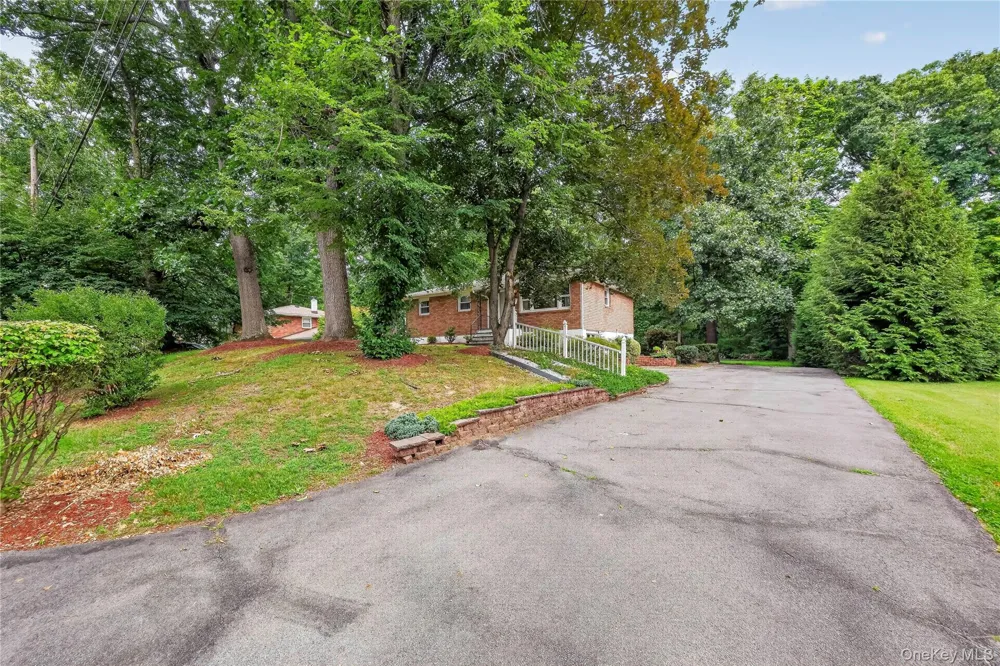 9 Archery Road Newburgh, NY 12550