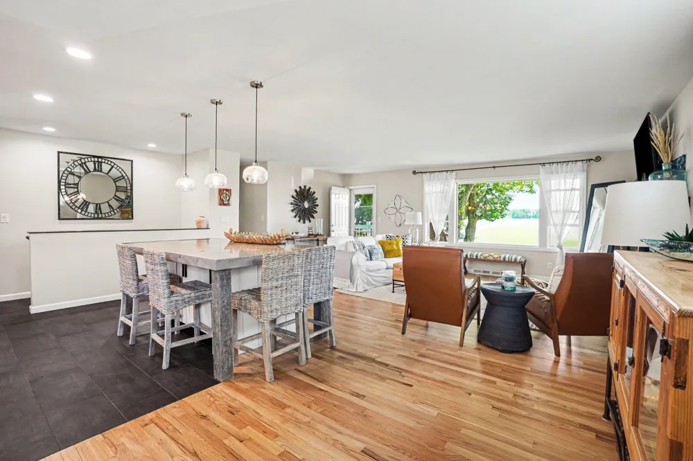 58875 Hill Lawrence, MI 49064