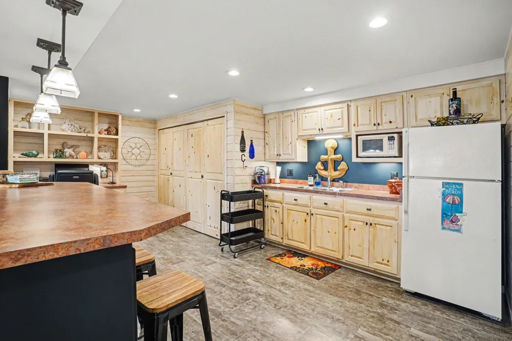 58875 Hill Lawrence, MI 49064