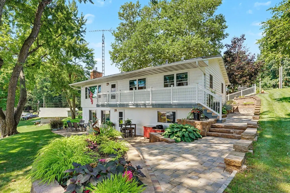 58875 Hill Lawrence, MI 49064