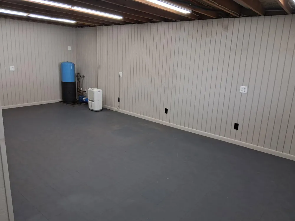 58875 Hill Lawrence, MI 49064