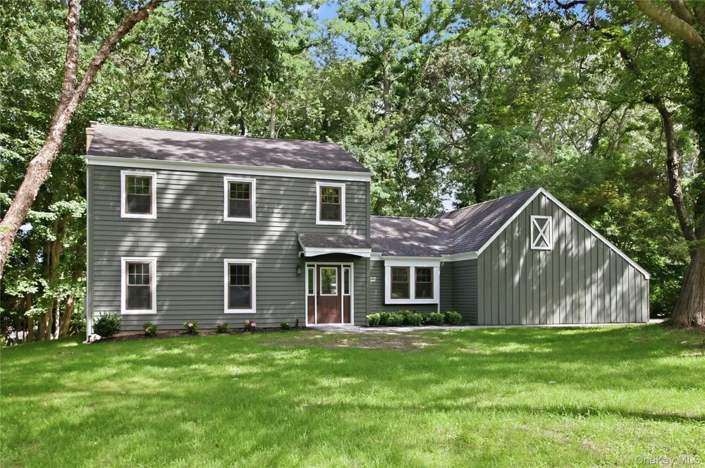 77 Westchester Drive Rocky Point, NY 11778