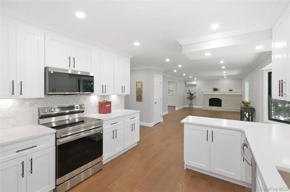 77 Westchester Drive Rocky Point, NY 11778