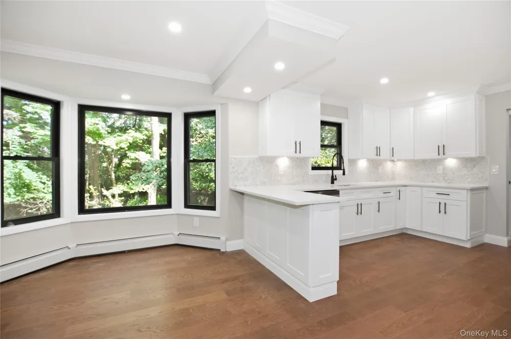 77 Westchester Drive Rocky Point, NY 11778
