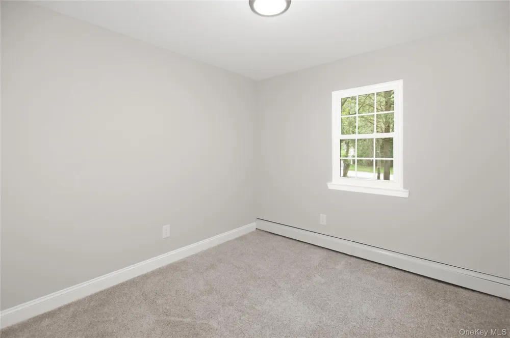 77 Westchester Drive Rocky Point, NY 11778