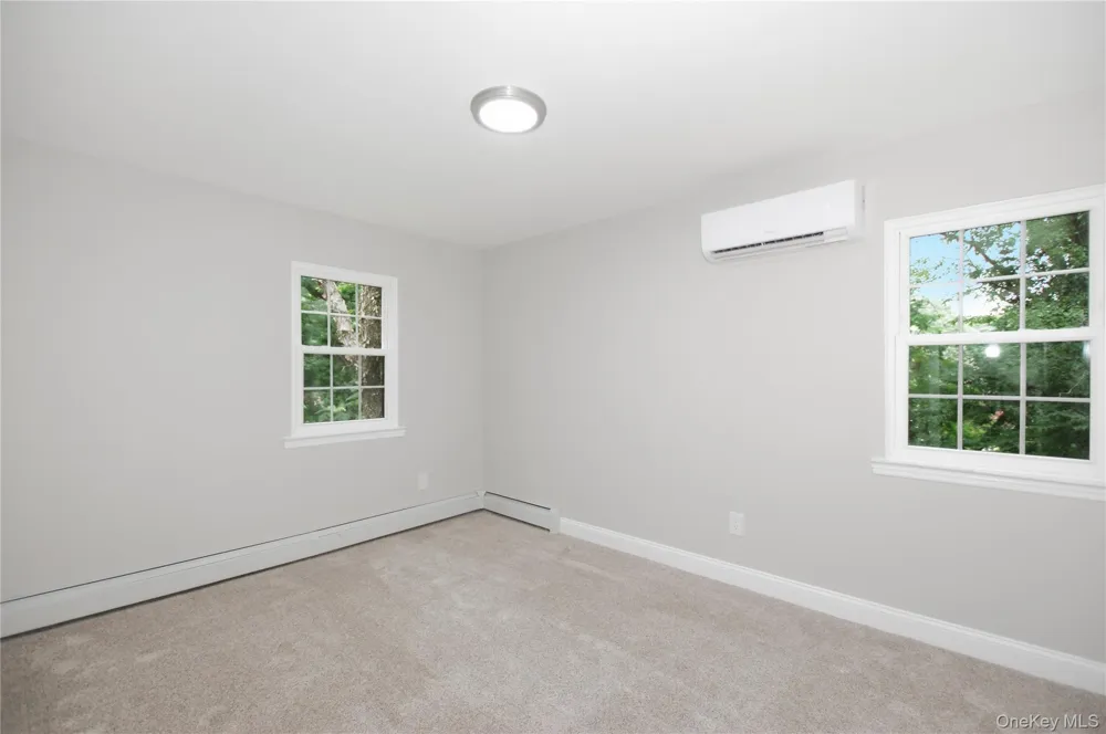 77 Westchester Drive Rocky Point, NY 11778