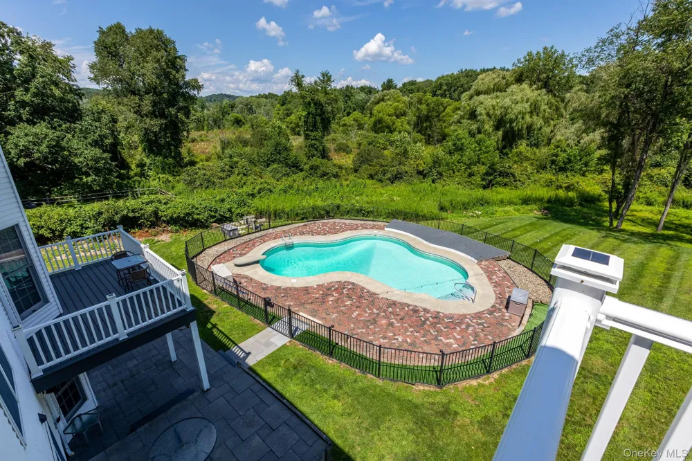 26 Mill Farm Lane Brewster, NY 10509